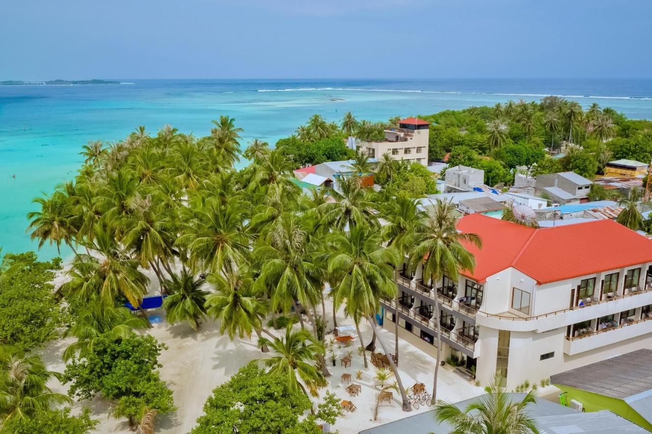 Kaani Beach Hotel At Maafushi Buitenkant foto