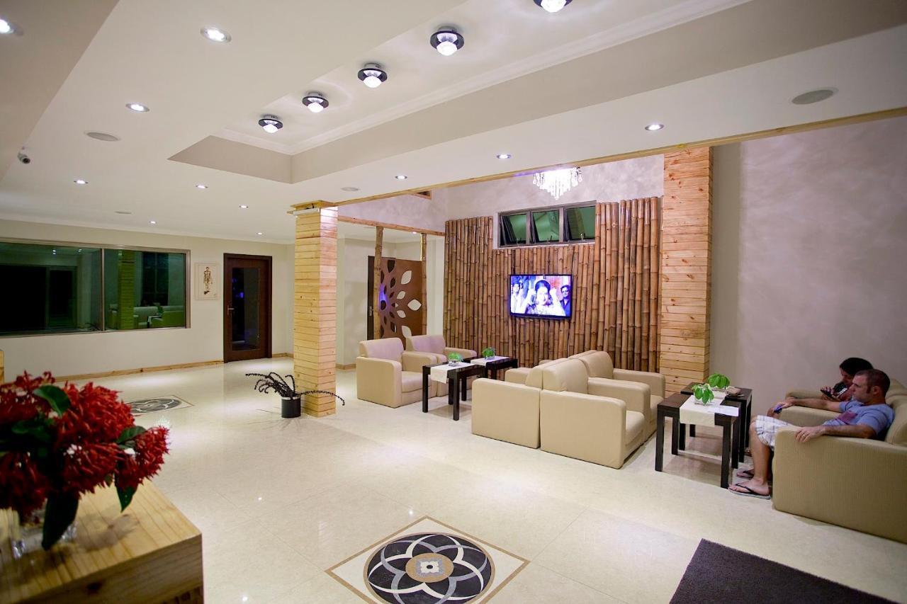 Kaani Beach Hotel At Maafushi Buitenkant foto